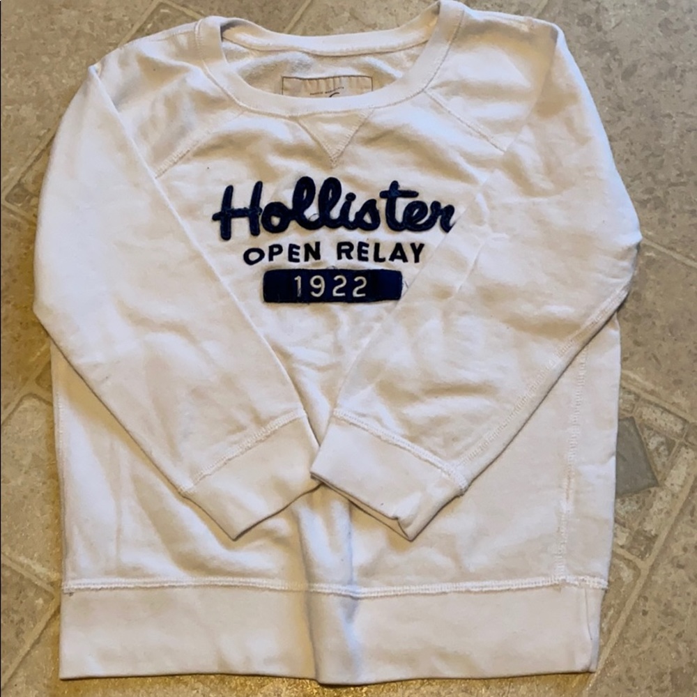 Hollister Open Relay 1922 White Crewneck